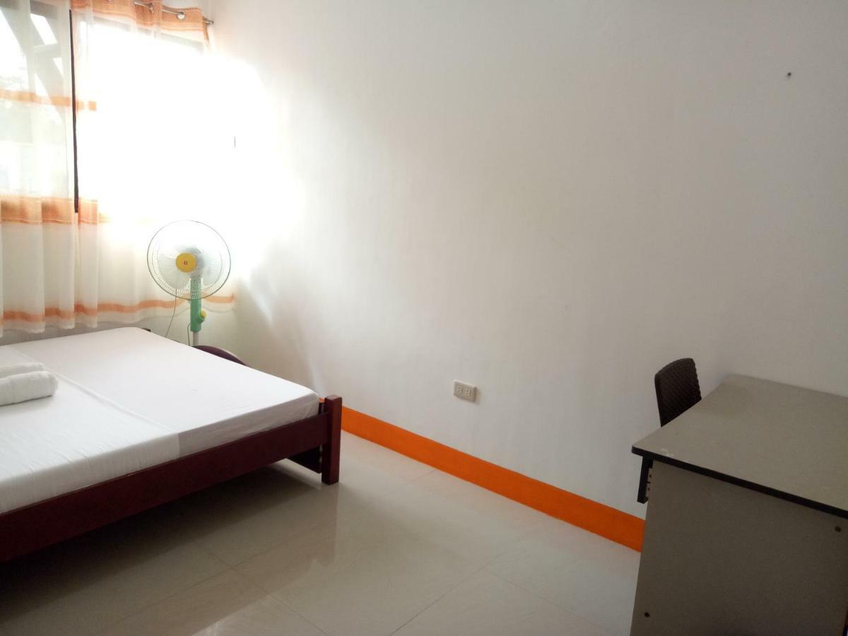 Lan Bless Pension House Coron Luaran gambar